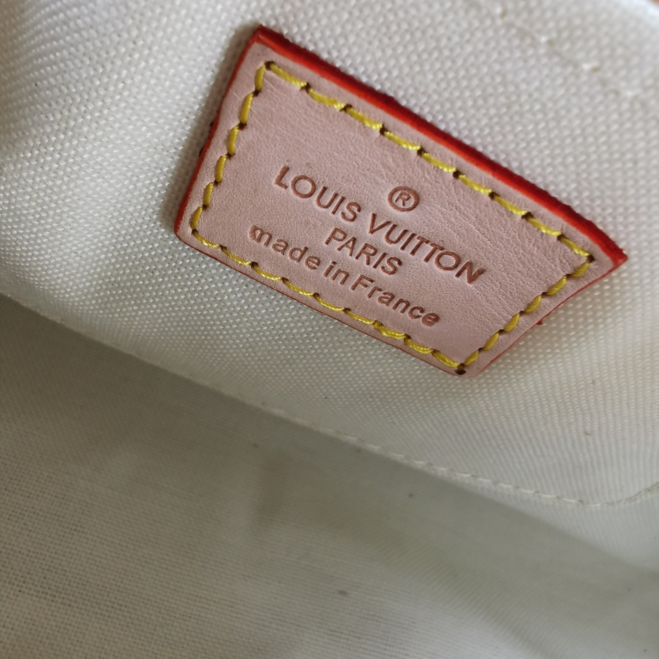 Louis Vuitton HKD9800 everyday