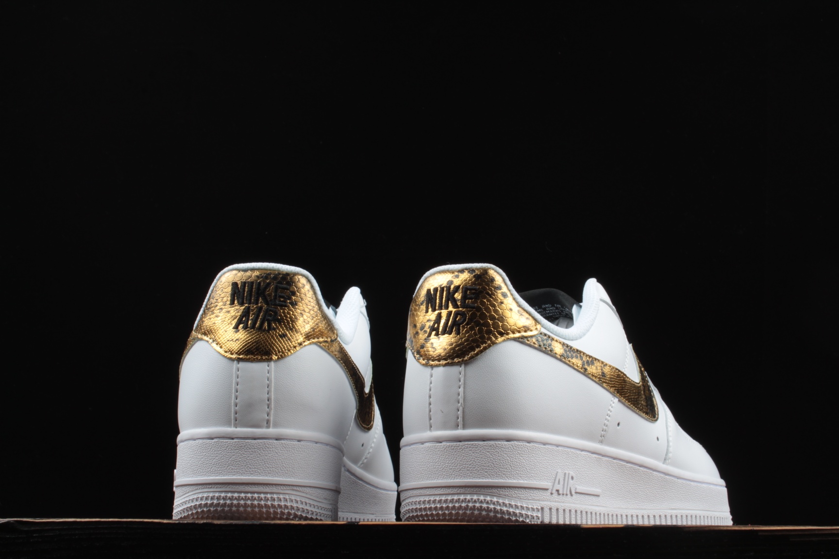 180新款出货  公司级 Nike Air Force 1'07 LV8 1 空军一号低帮运动休闲板鞋 CI0060