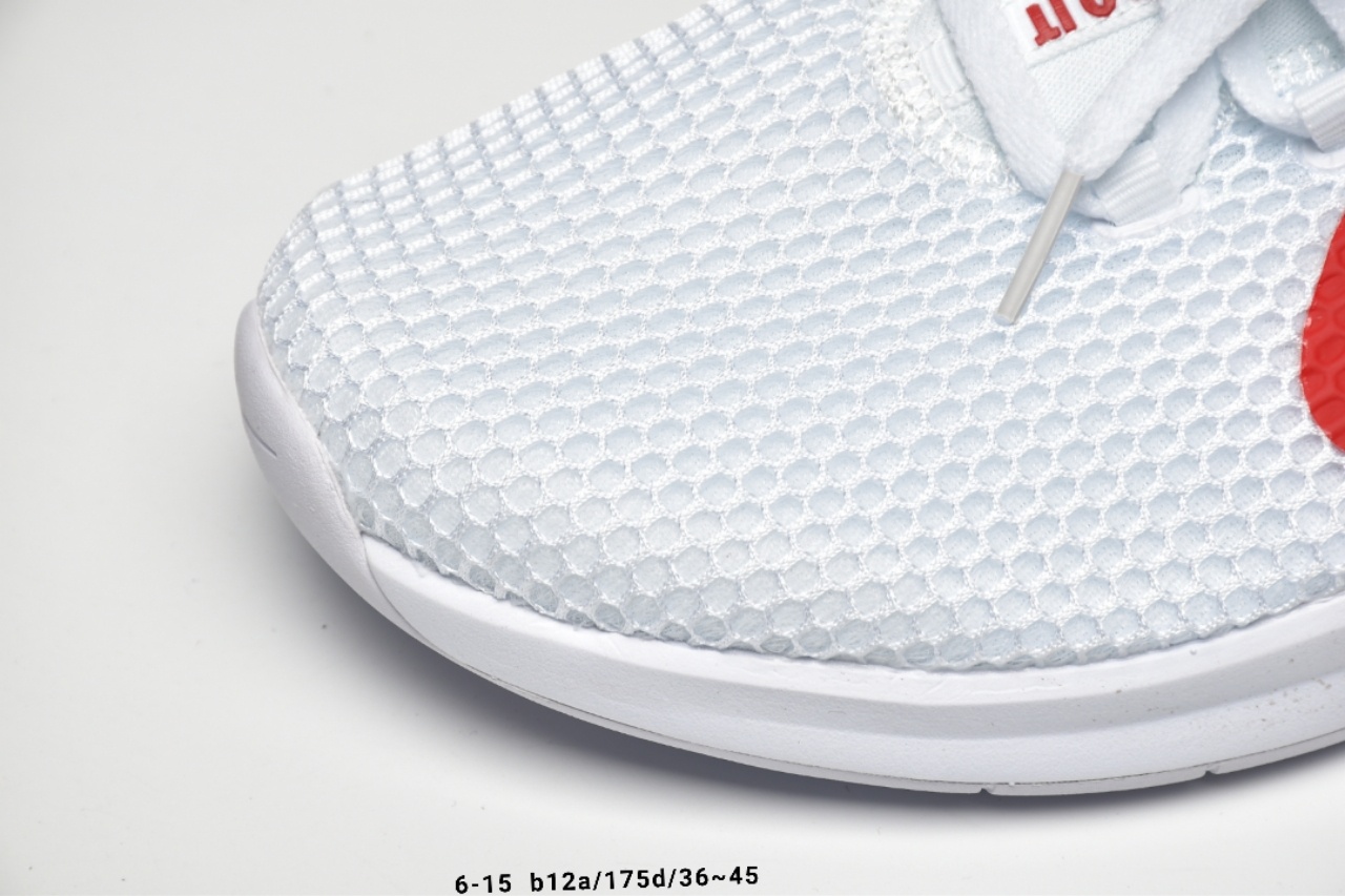 130    耐克Nike Air Max Bella TR2 Amd 夏季新款透气大网眼 后置气垫缓震运动跑步鞋