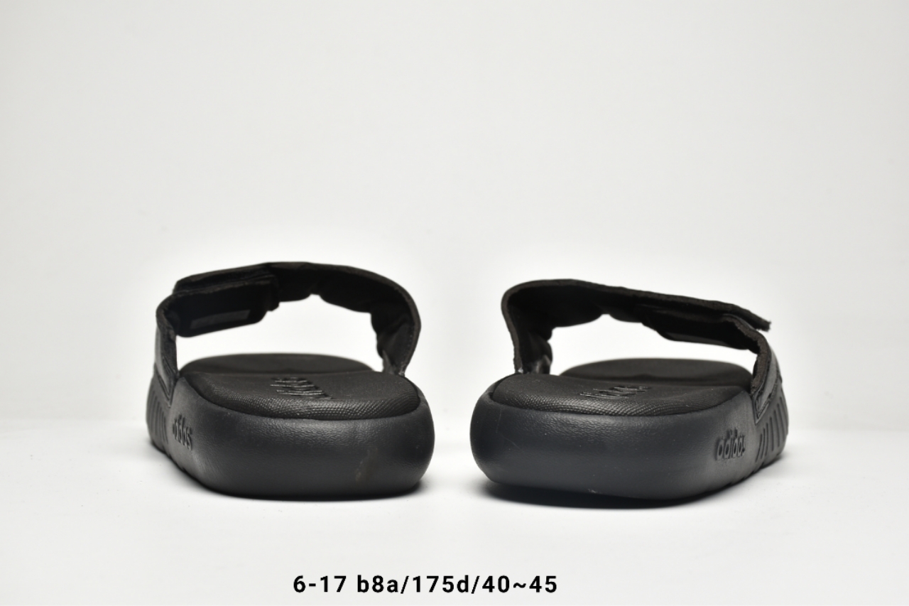 90   阿迪达斯2019年新款中性QUESTAR SLIDE游泳拖鞋