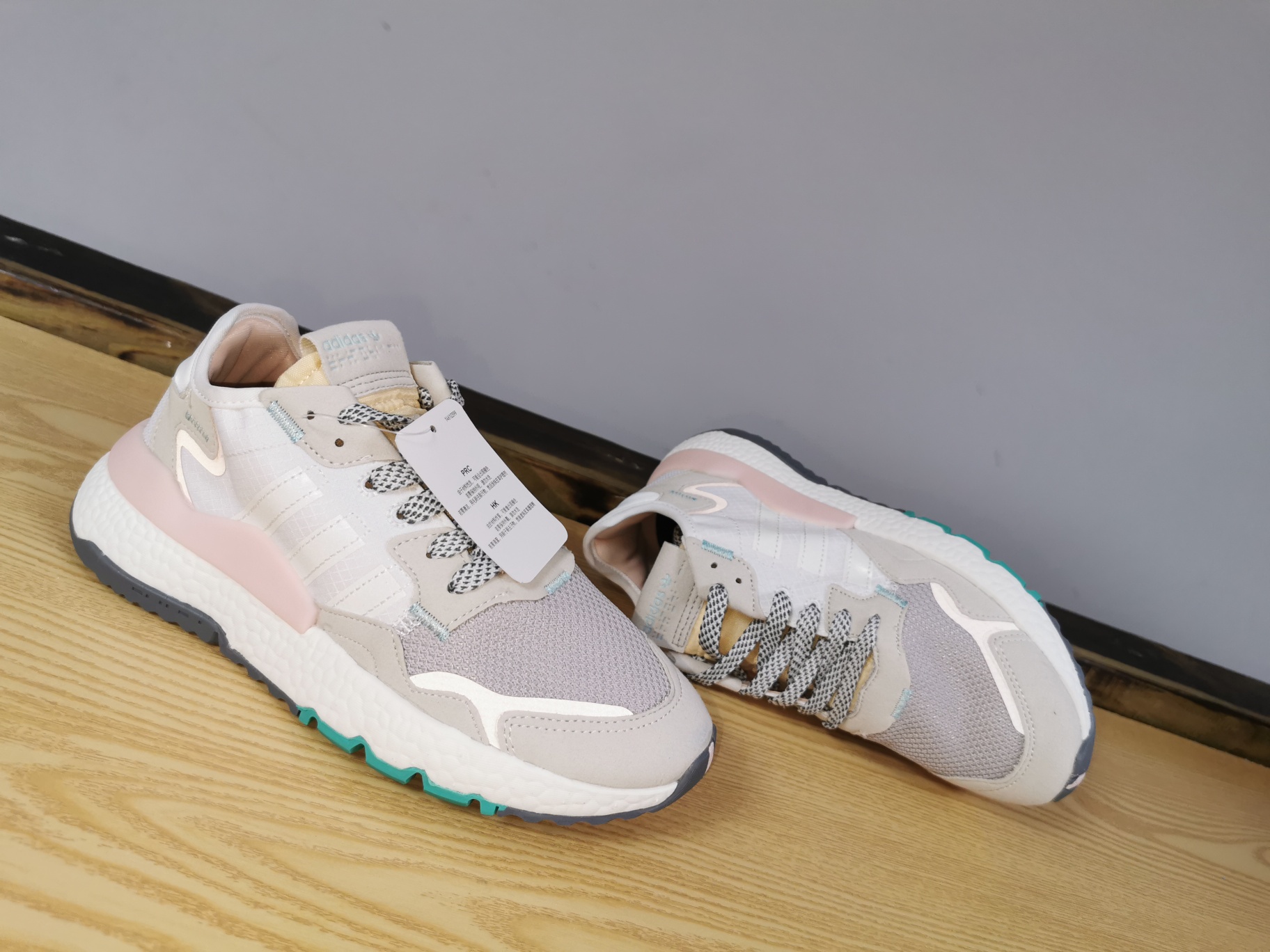 125新配色出货！夜行者夜光实体外单 跑量版本！Adidas Nite Jogger ”Grey Pack - Crystal White” -  仿真爆！EF8721