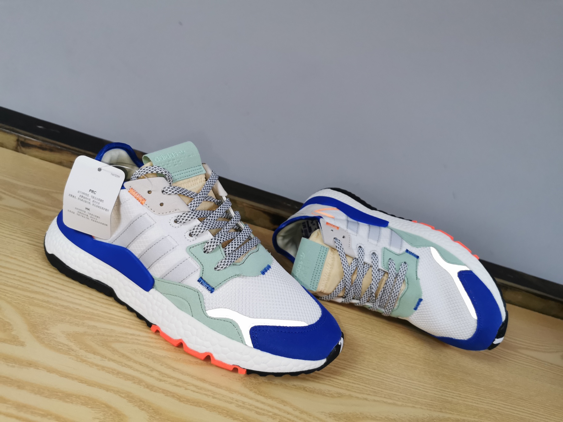 125新配色出货！夜行者夜光实体外单 跑量版本！Adidas Nite Jogger ”Grey Pack - Crystal White” -  仿真爆！EF2810