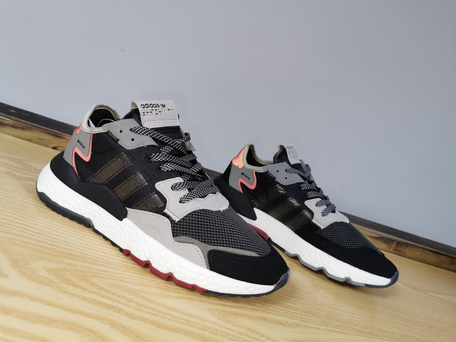 125新配色出货！夜行者夜光实体外单 跑量版本！Adidas Nite Jogger ”Grey Pack - Crystal White” -  仿真爆！G26311