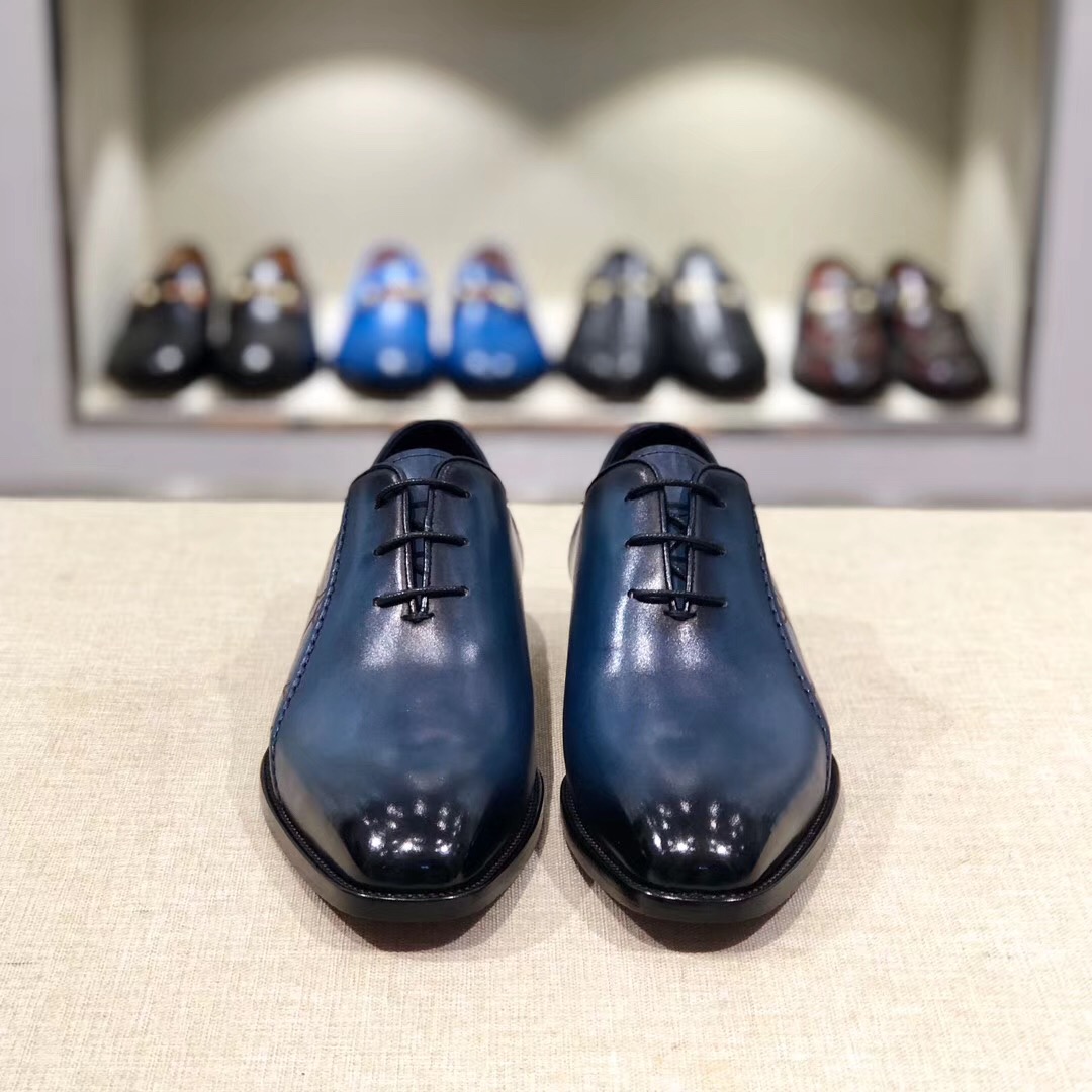 [Berluti] Boutique de alta gama color cepillado pintado a mano de cuero de vaca importado, suela de 