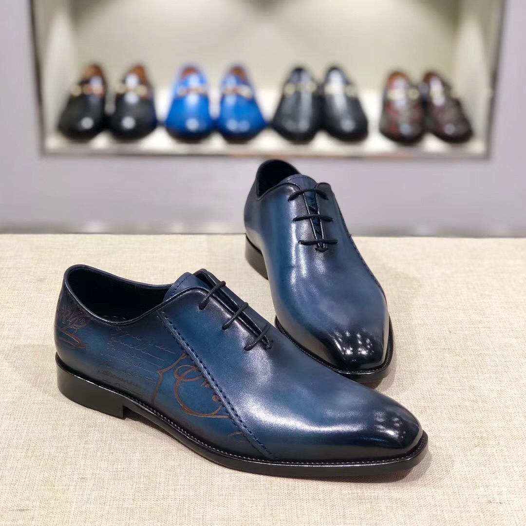[Berluti] Boutique de alta gama color cepillado pintado a mano de cuero de vaca importado, suela de 