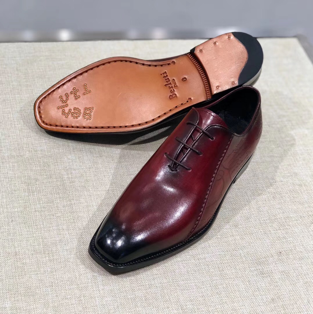 [Berluti] Boutique de alta gama color cepillado pintado a mano de cuero de vaca importado, suela de 