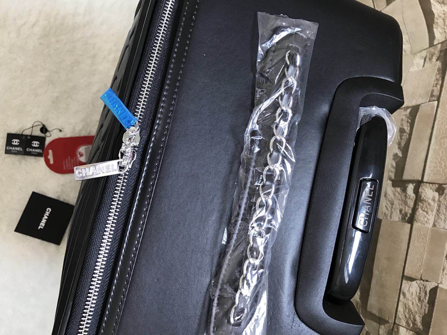 Chanel Traveler Box: High-Strength, Cool-Tide Top for Home Tours with Imported Fabric Hand-to-Hand - 图片 7