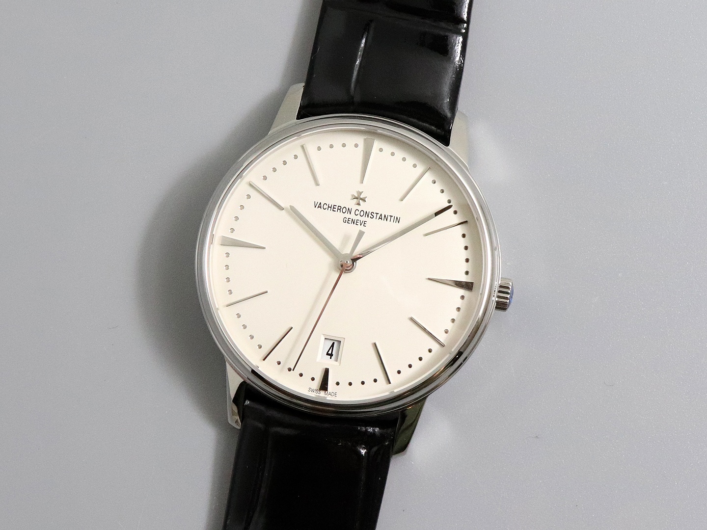 Lanzado por primera vez el día de San Valentín chino [Equipado para tu amada diosa🎁🎁] El nuevo Vacheron Con…