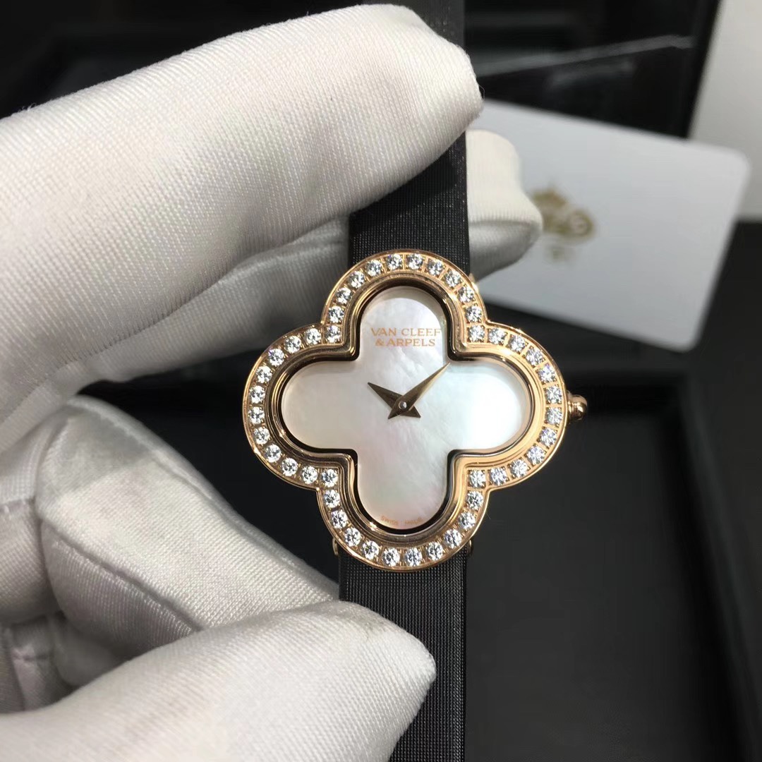 Van Cleef & Arpels 皇家 梵克雅宝四叶草女款腕表