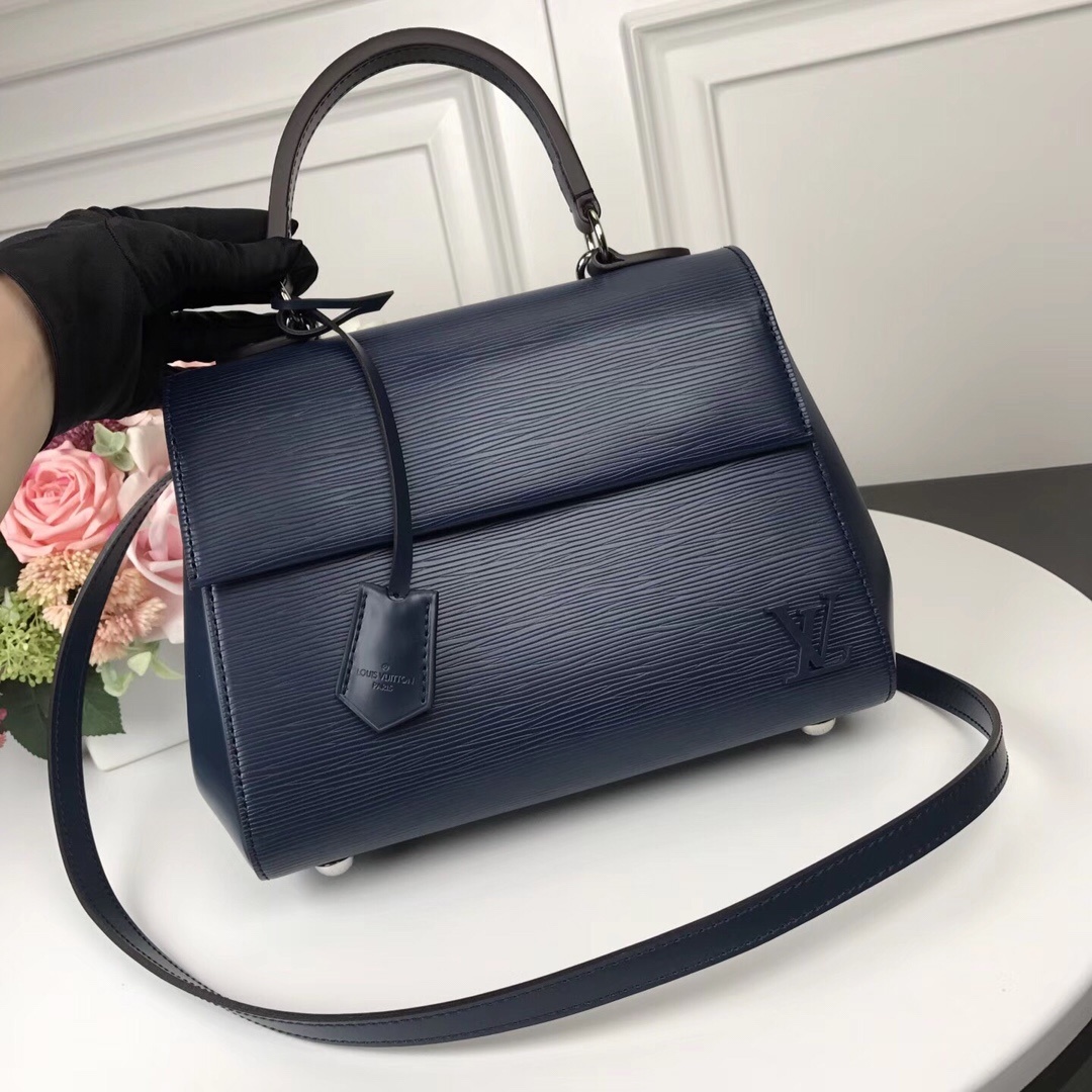 M41305靛蓝顶级原单CLUNYBB手袋Epi启发了NicolasGhesquiere的创作他对Clu