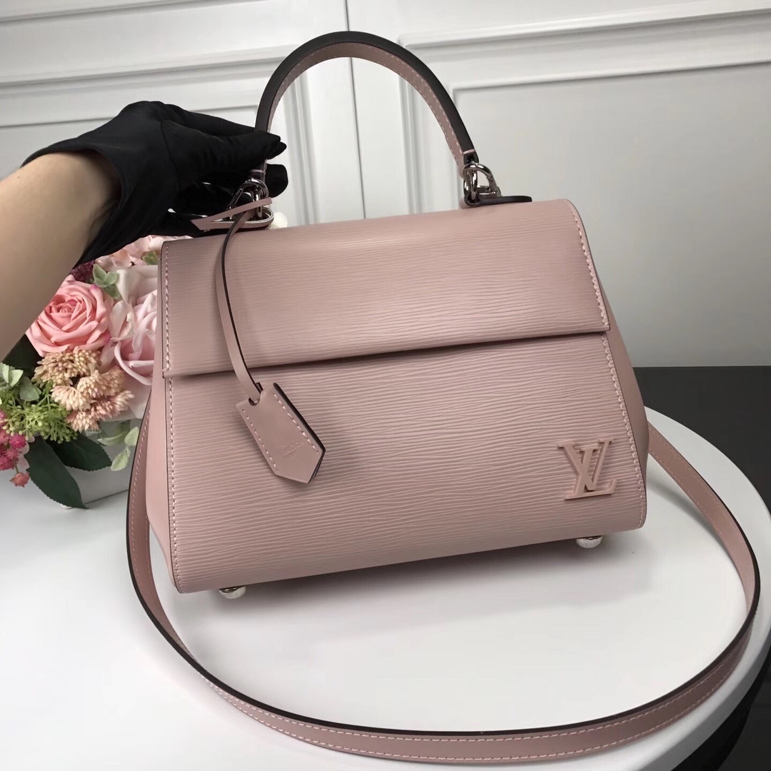 M41305粉顶级原单CLUNYBB手袋Epi启发了NicolasGhesquiere的创作他对Clun