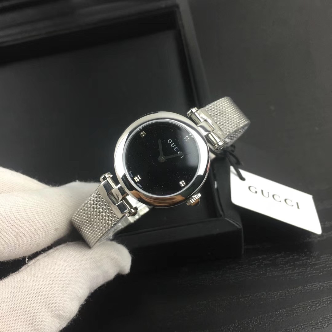 Gucci 皇家 古驰女表黑色表盘腕表