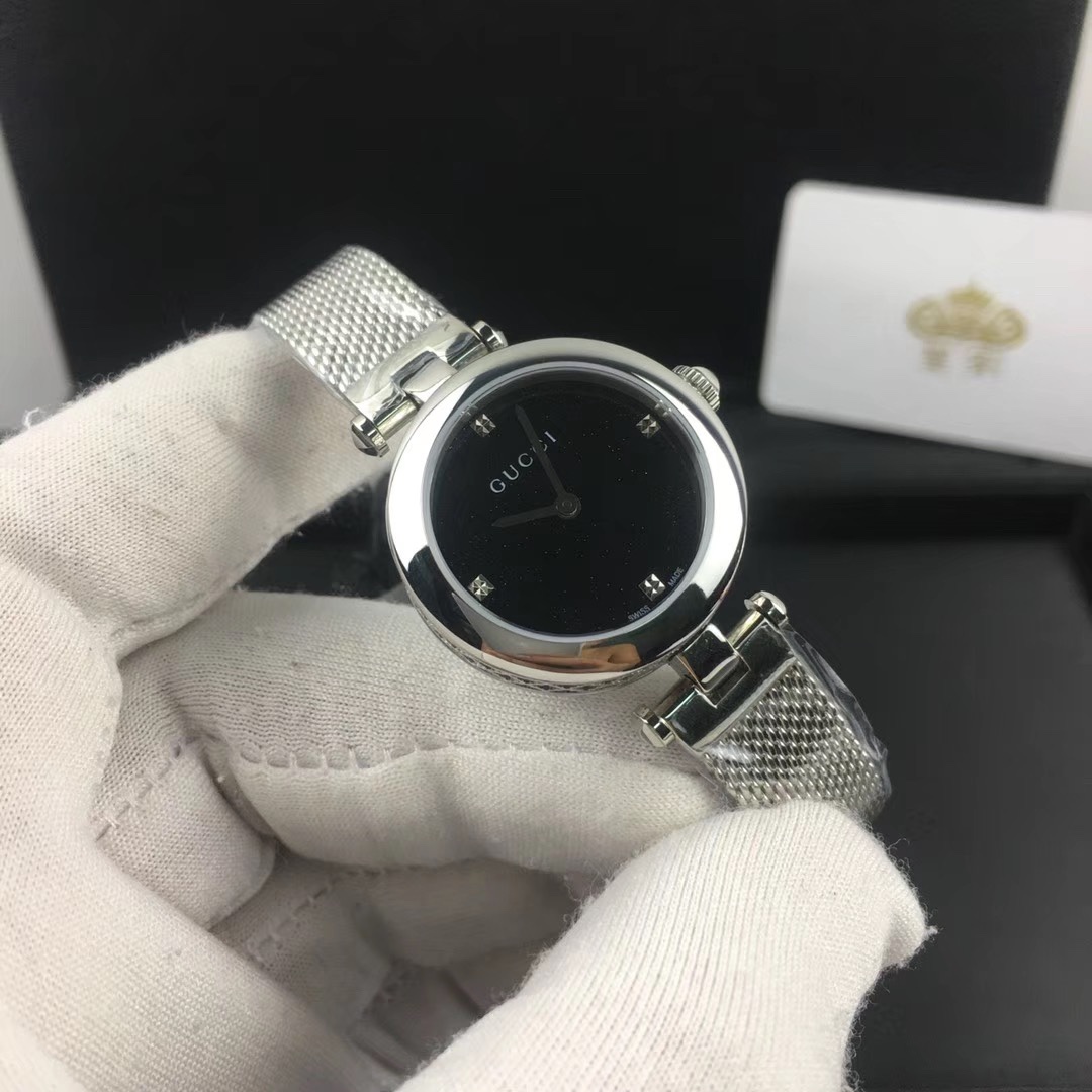 Gucci 皇家 古驰女表黑色表盘腕表