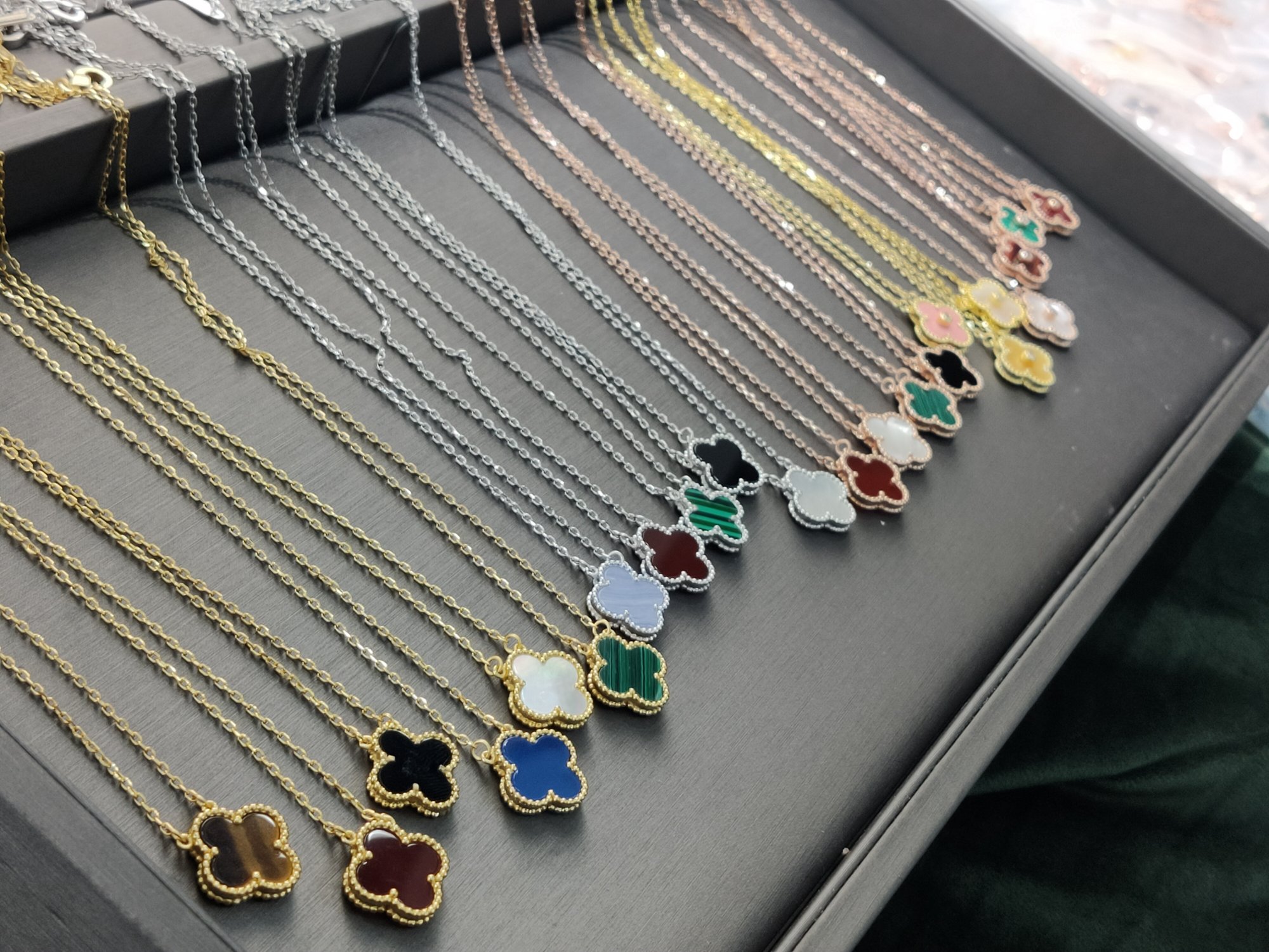 Van Cleef & Arpels 梵克雅宝