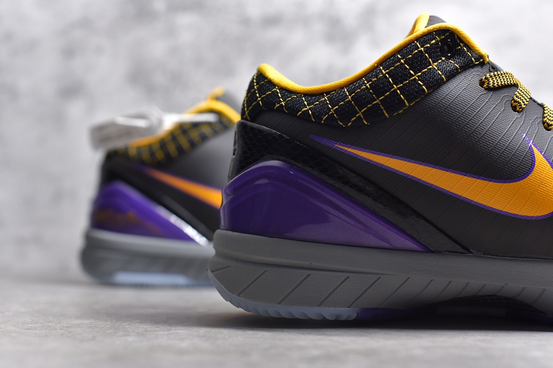 KOBE4鞋码39-46偏小0.5灭