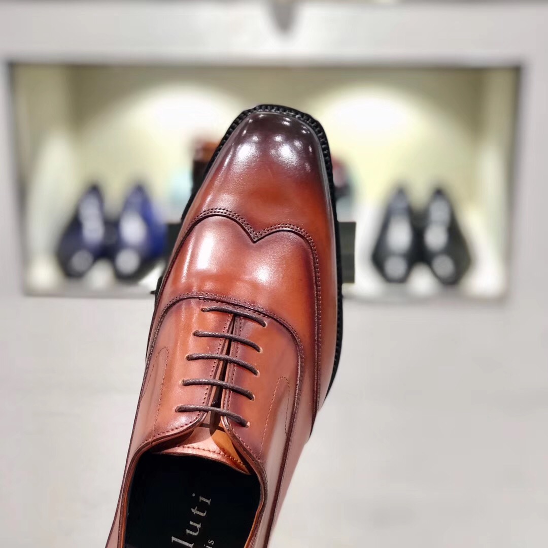 [Berluti] Boutique de alta gama color frotando pintado a mano de cuero de vaca importado italiano or