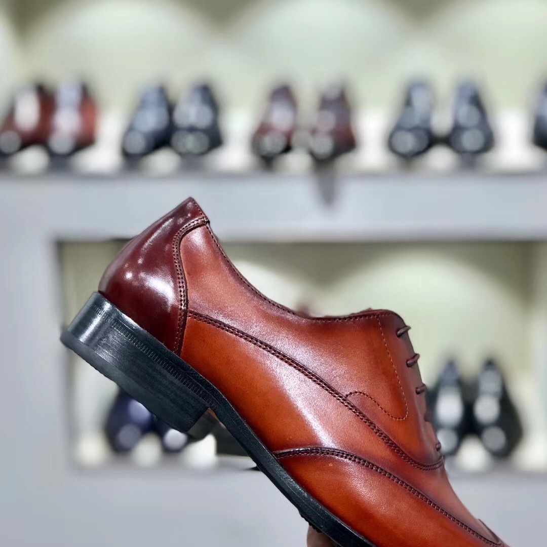[Berluti] Boutique de alta gama color frotando pintado a mano de cuero de vaca importado italiano or