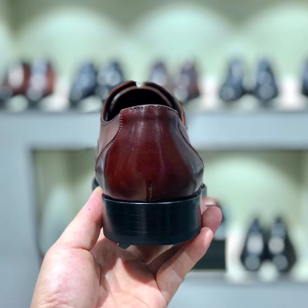 [Berluti] Boutique de alta gama color frotando pintado a mano de cuero de vaca importado italiano or