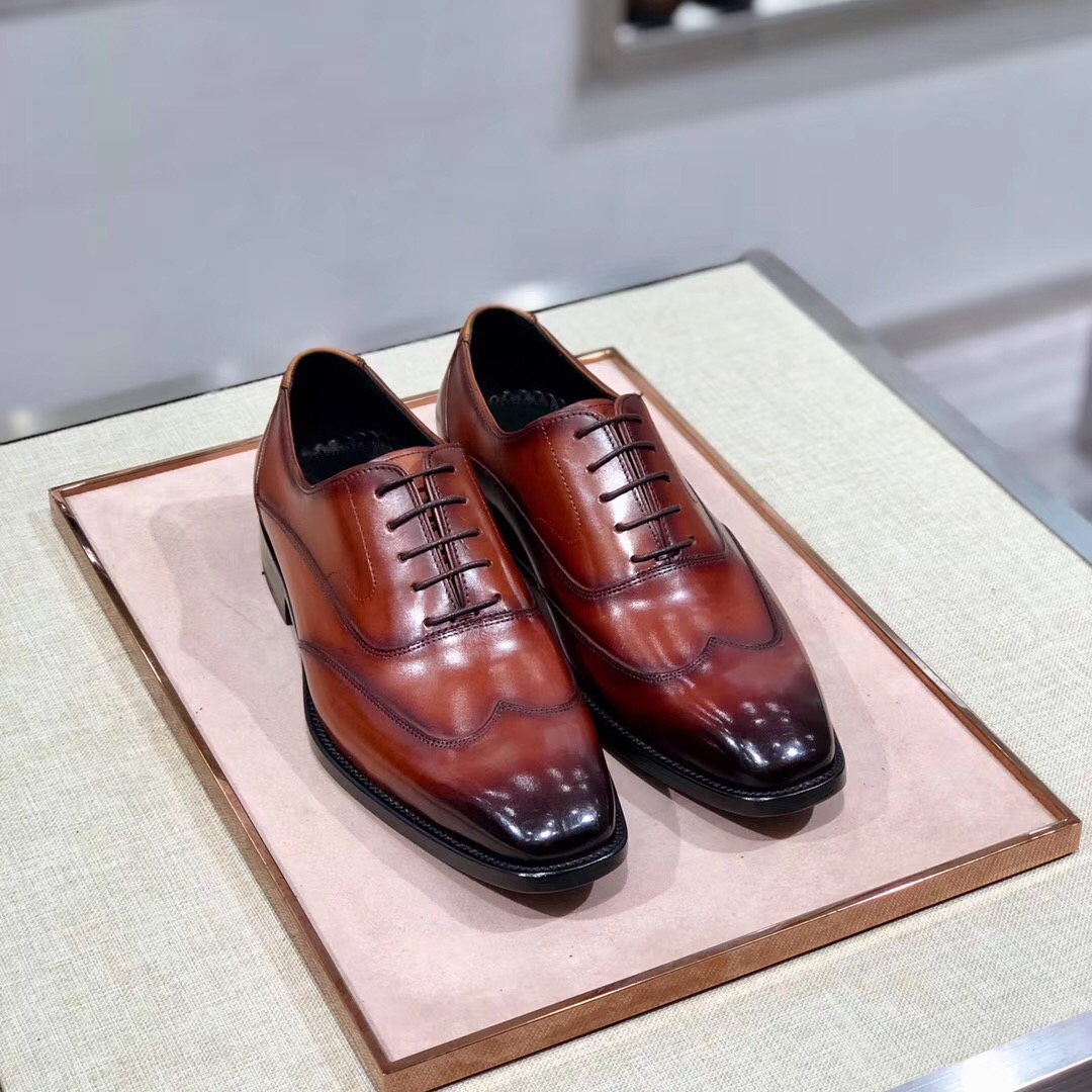 [Berluti] Boutique de alta gama color frotando pintado a mano de cuero de vaca importado italiano or