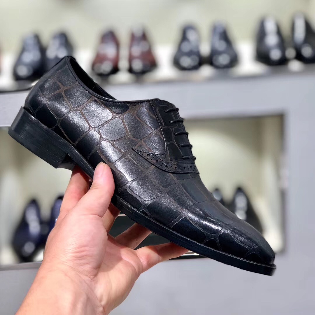 [Berluti] Boutique de alta gama color cepillado pintado a mano de piel de vacuno importado/estampado