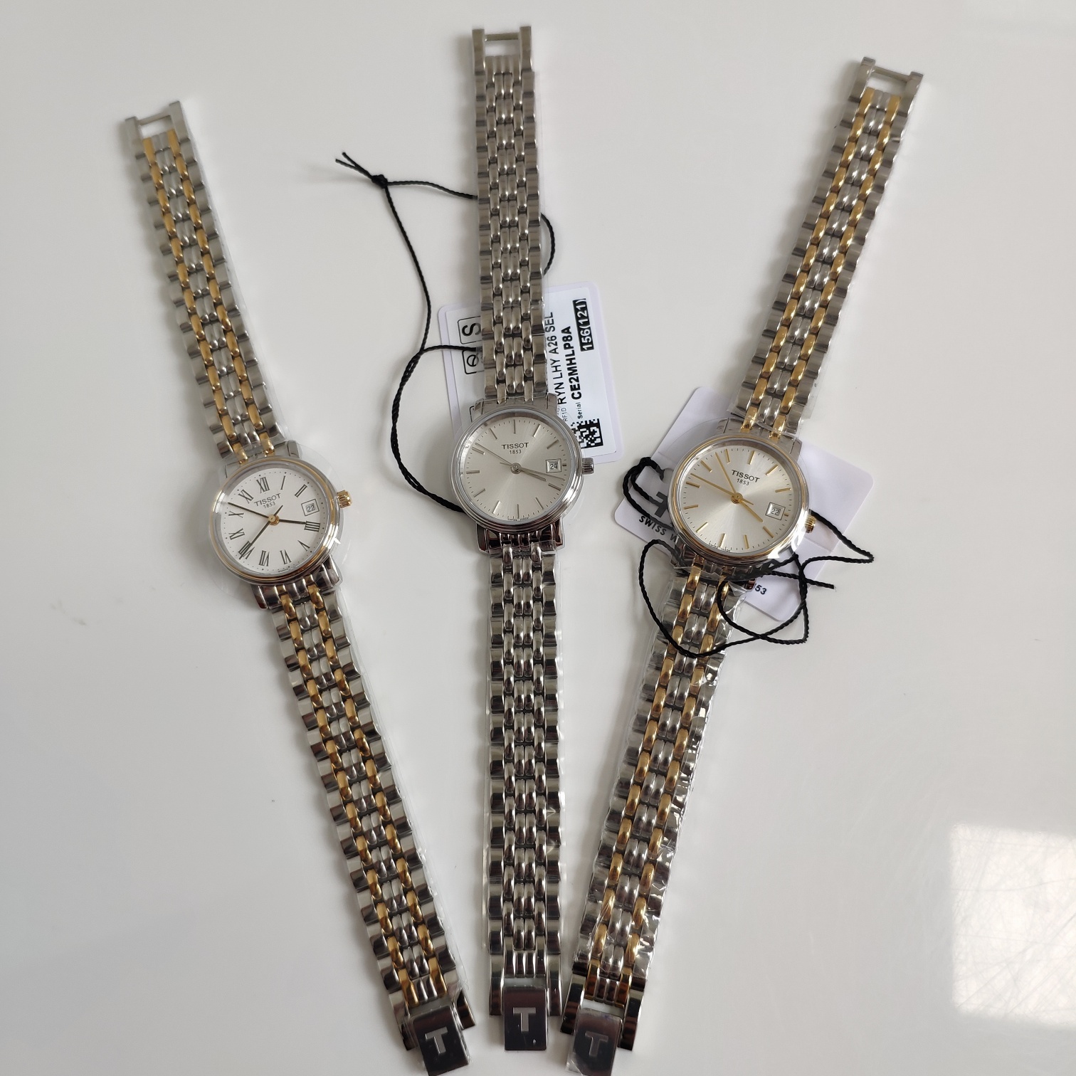 NO:144515,Tissot T52 quartz men's and women's watch, sapphire glass, original Swiss movement, 316 stainless steel, full packaging!  Welcome to place an order!  ,tissot19860909天梭T52石英男女表,蓝宝石玻璃,原装瑞士机芯,316精钢,全套包装！欢迎下单！,,tissot,Watch