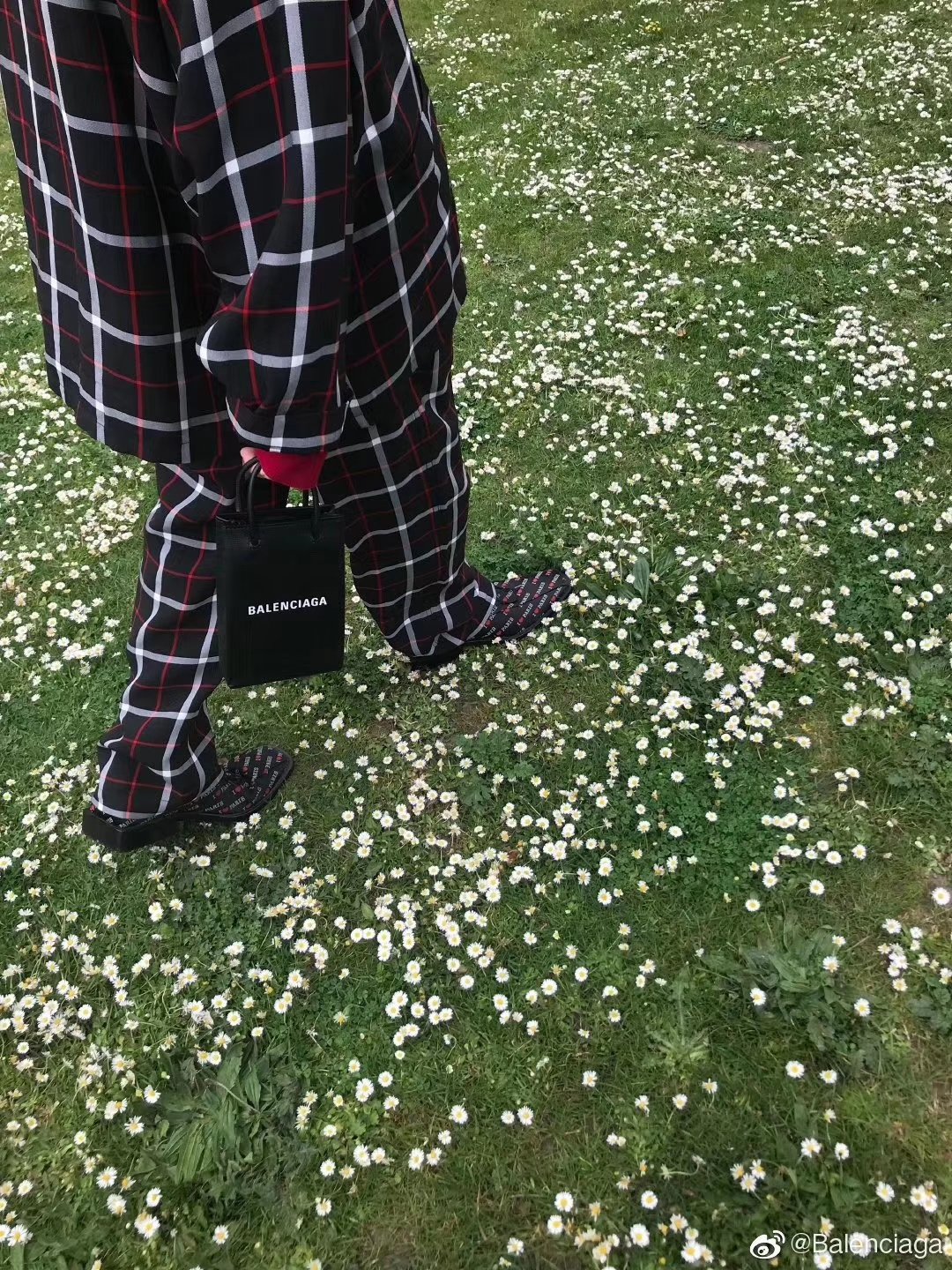 黑色🖤
Balenciagα手机包