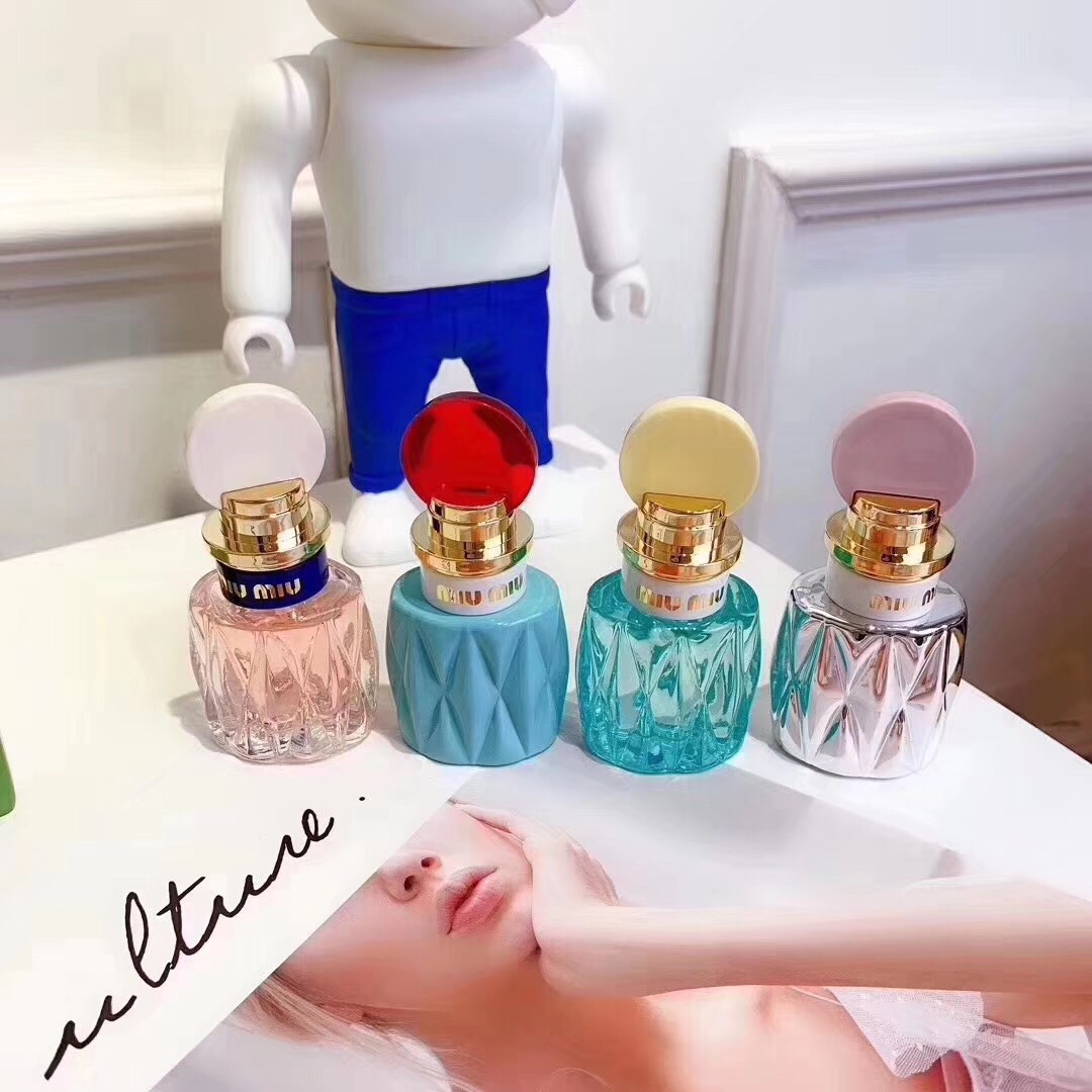 Miu Miu Perfume Set - Four 20ml Miniature Eau de Parfums - Gift Collection 2 i1567258039 1580 1