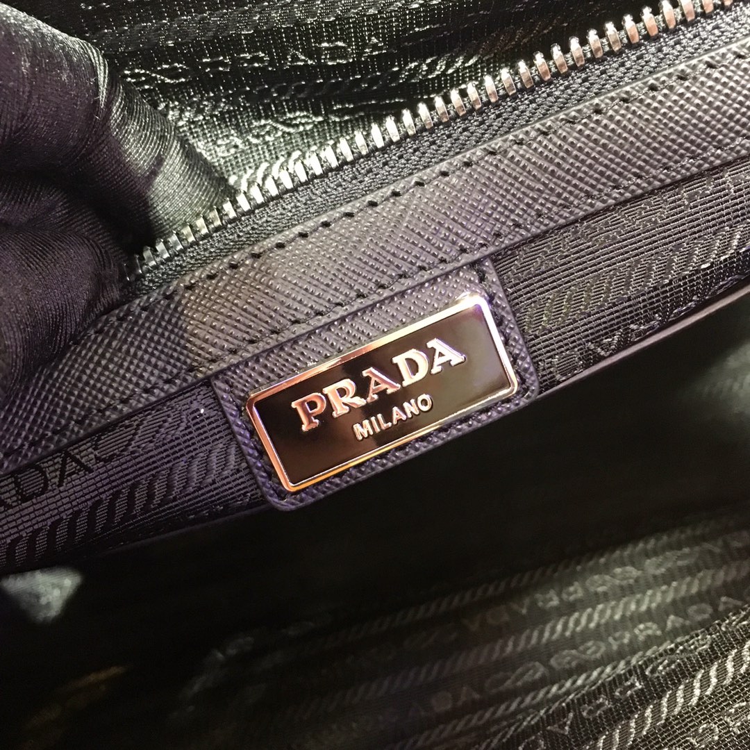 PRADA普拉达进口尼龙翻盖肩背包2VD768B