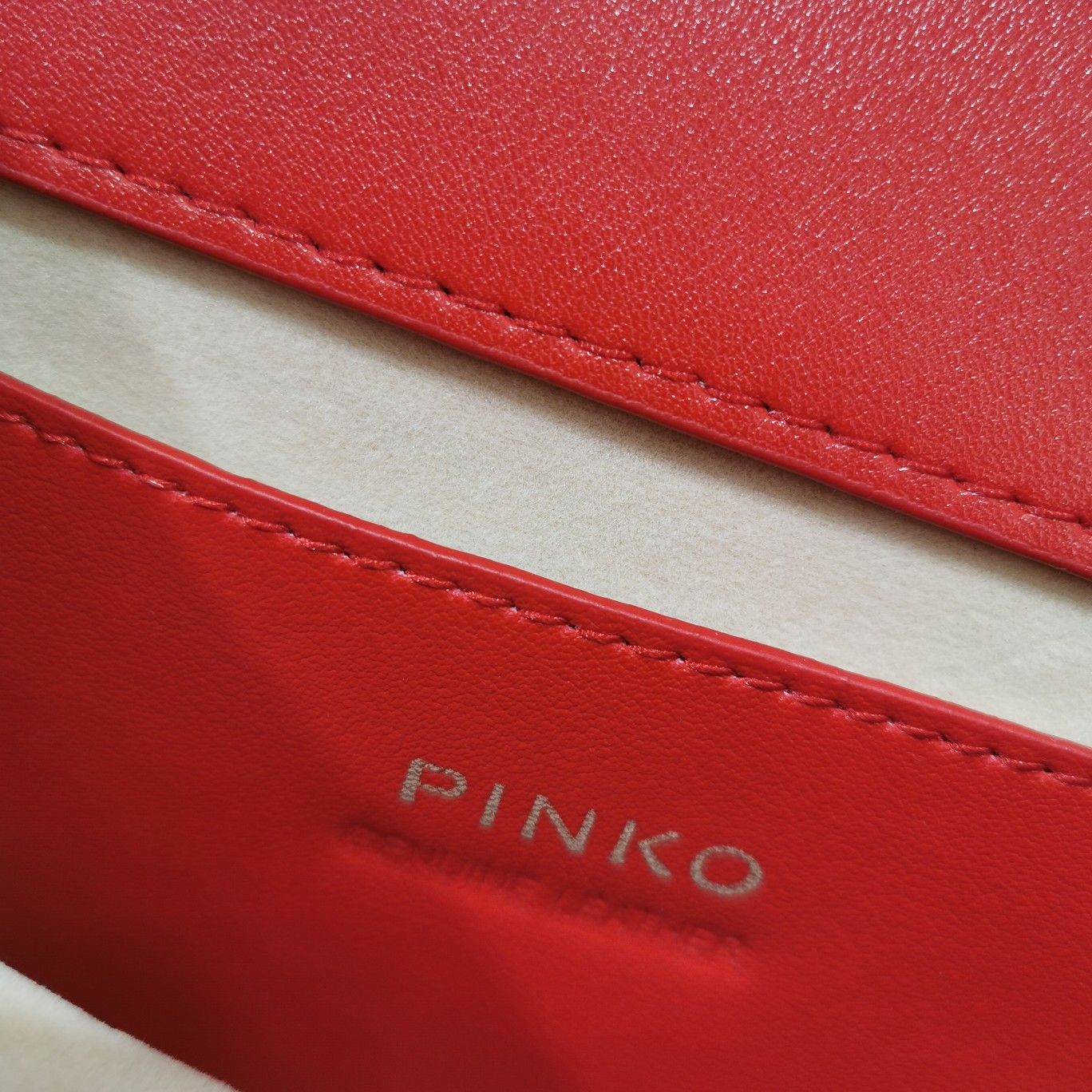 pinko斜纹衔缝款红色支持NFC芯片CLG吊牌双验证#Pinko黑银# #羊皮斜纹小 