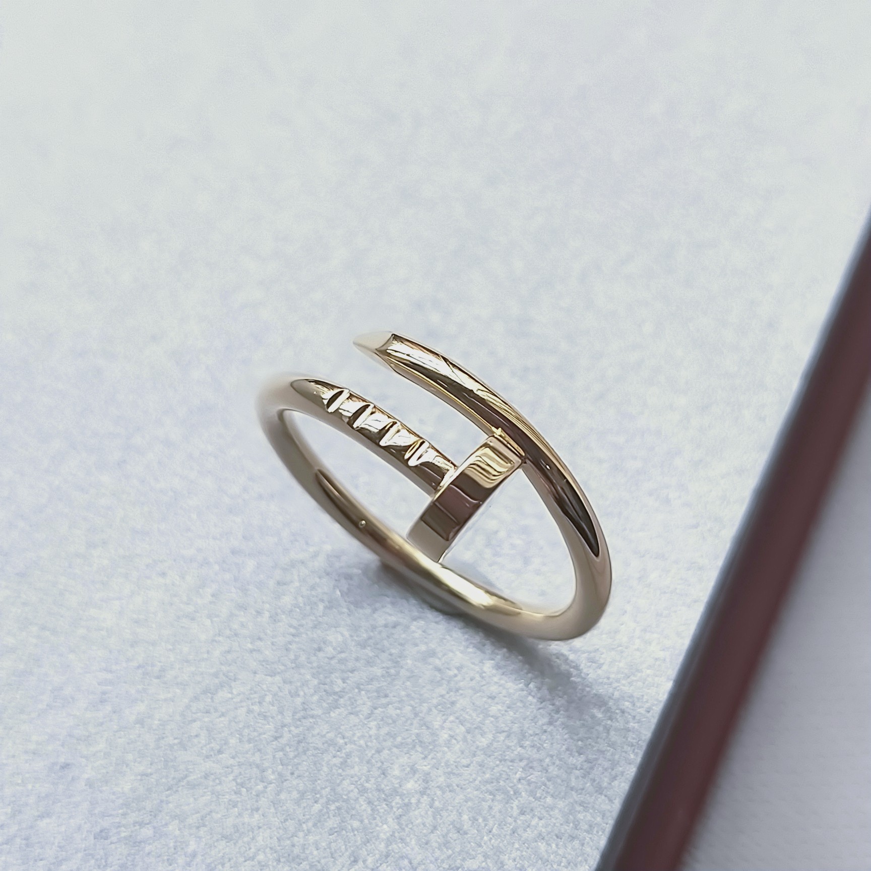 NO:714364,Cartier* nail ring, developed by purchasing, perfect details, in stock, gold 5# 6# 7# 8#,,cartier,cartier,ring,Cartier high-end jewelry19860909卡地亚Cartie* 钉子戒指 购z开发 细节完美 现货 金色5# 6# 7# 8#,,cartier,cartier,ring,卡迪亚高端饰品,Jewelry
