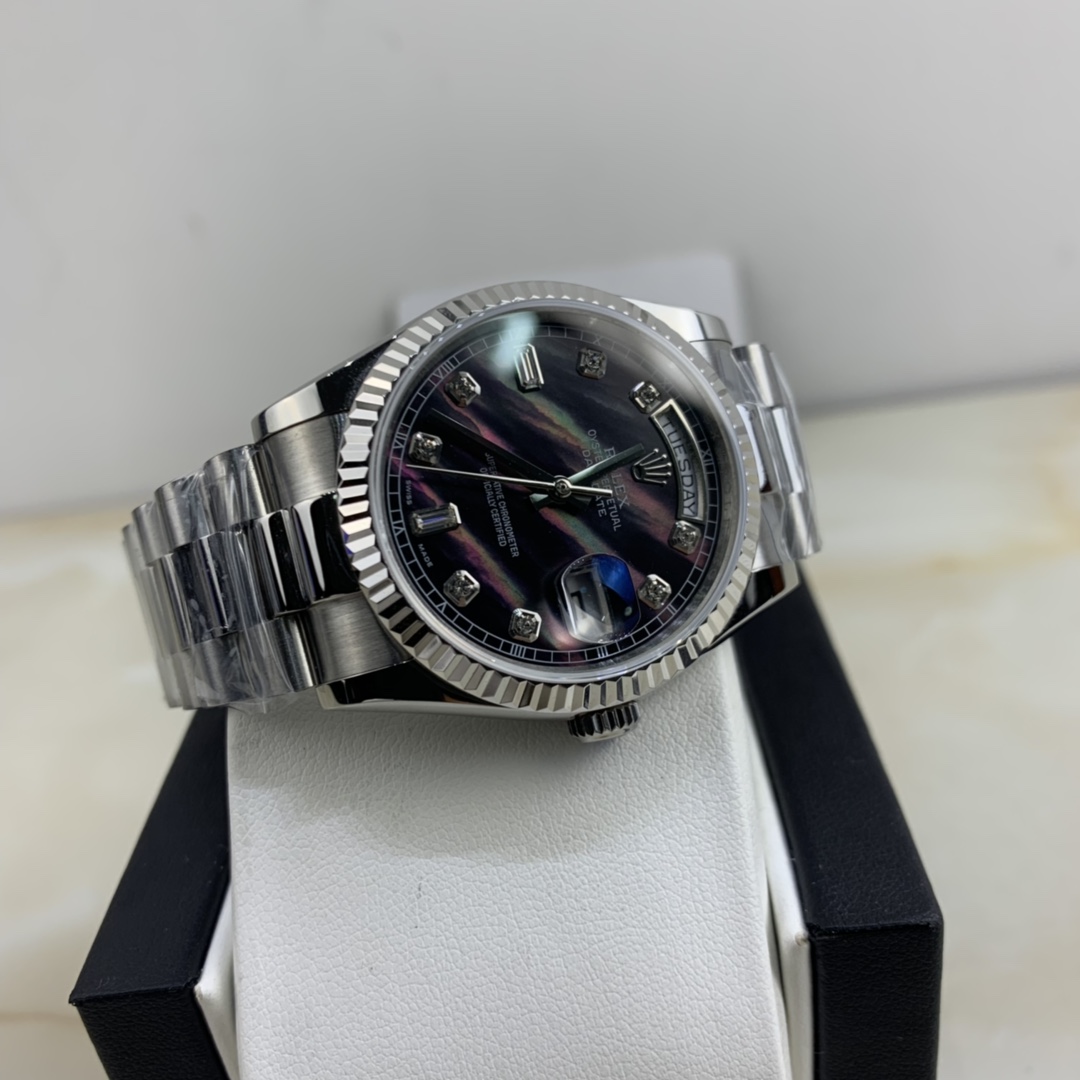 Rolex 皇家 劳力士日志系列星期日历型118239黑贝母盘镶钻女款腕表