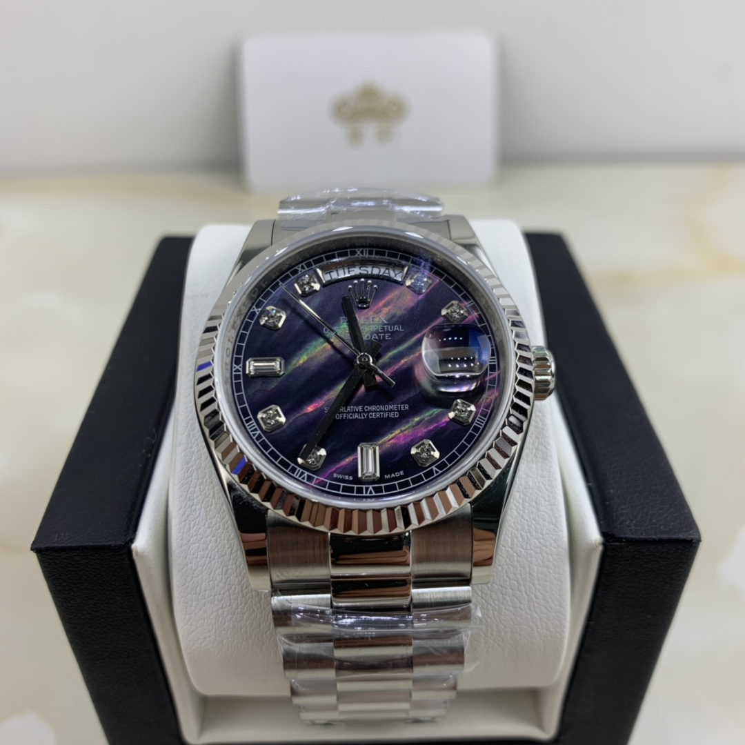 Rolex 皇家 劳力士日志系列星期日历型118239黑贝母盘镶钻女款腕表