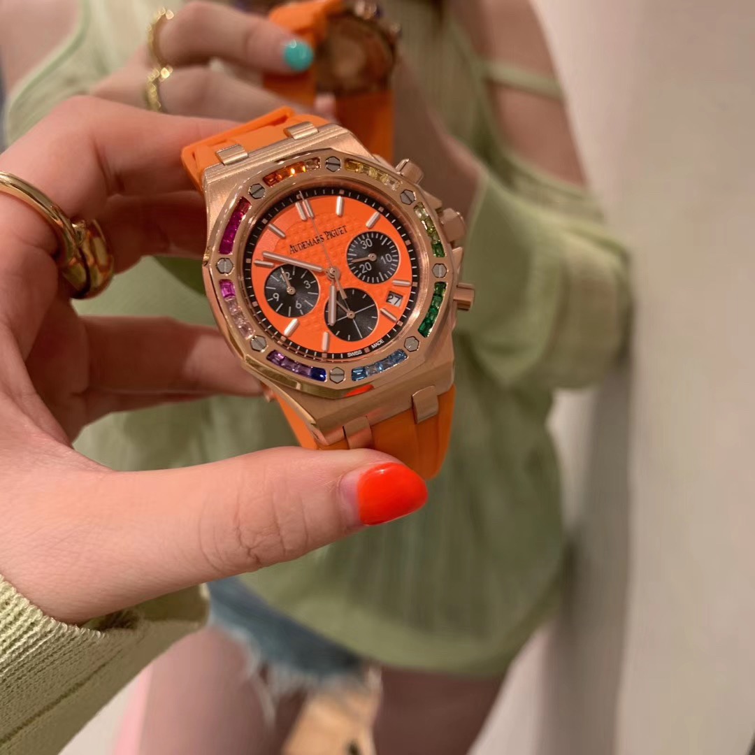 Audemars Piguet 爱彼女款镶钻女款 五颜六色色