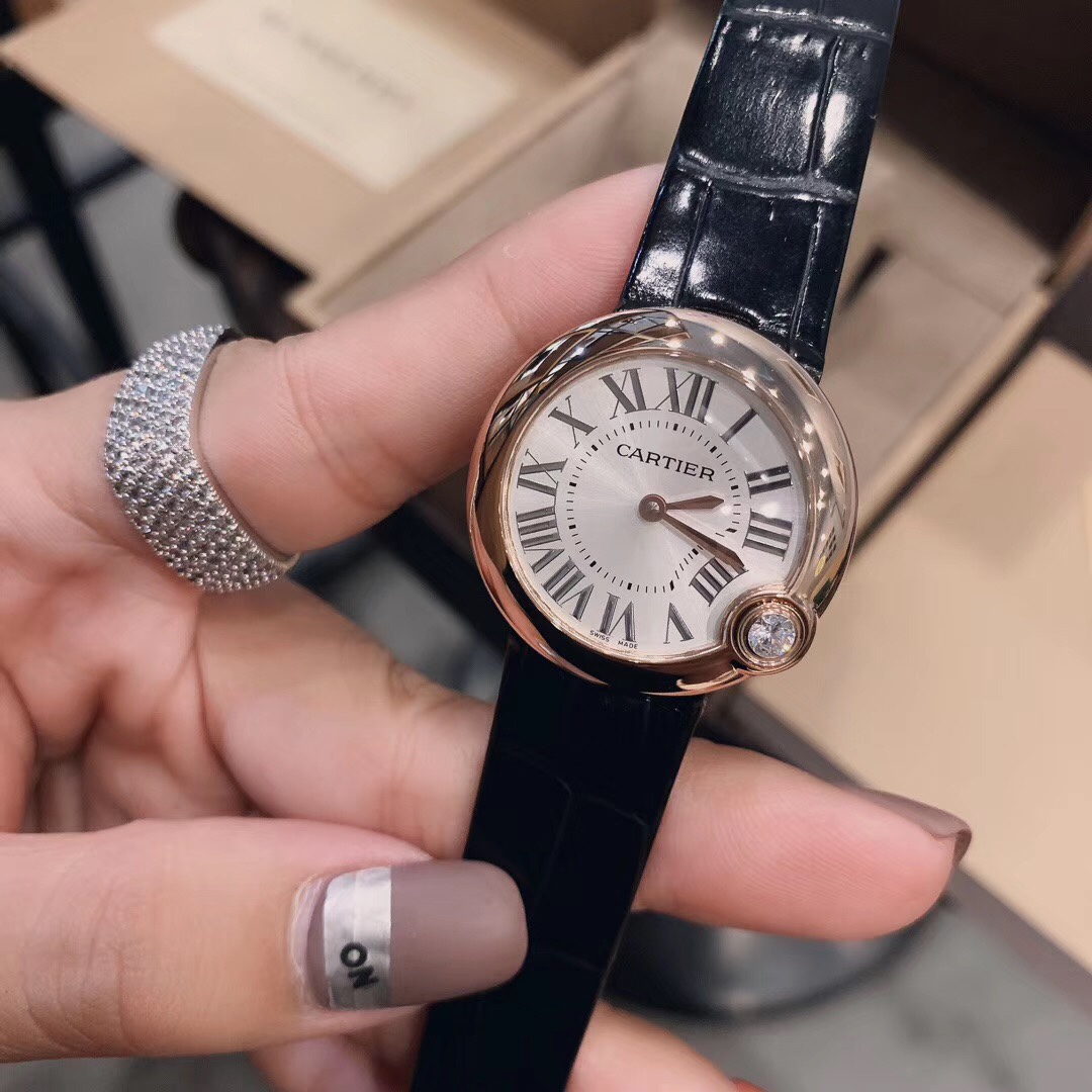 Cartier 卡地亚白气球，告白气球，简单圆润，标准女神表