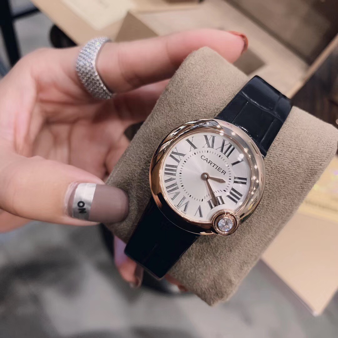 Cartier 卡地亚白气球，告白气球，简单圆润，标准女神表