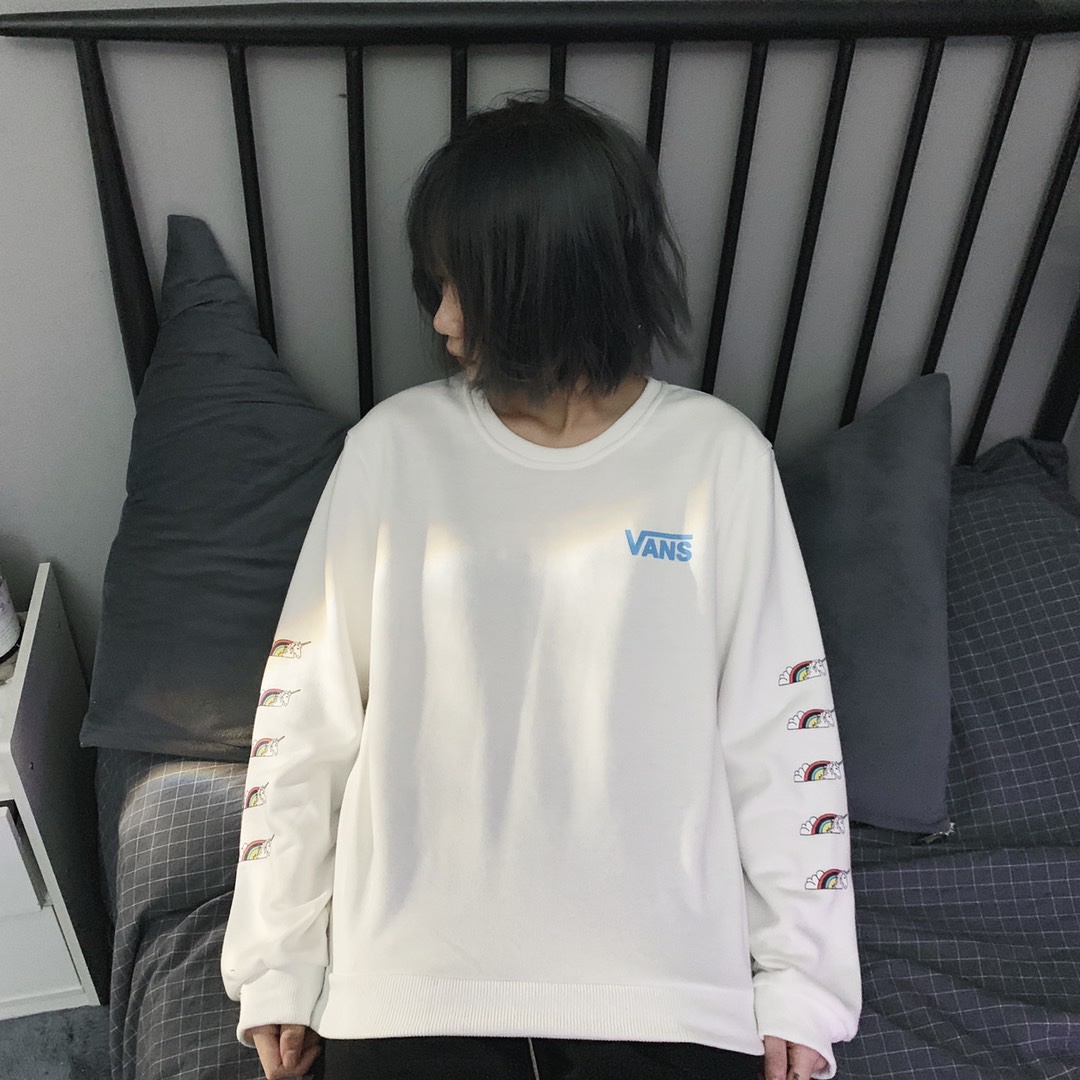 后海上新9065 【vans/范斯】彩虹96串标独角兽圆领男女同款情侣