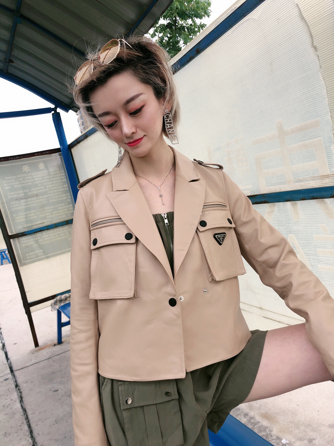 High-end Female Suit: Prada Sheepskin Shorts, Dustproof Bags, Various Sizes - 图片 4
