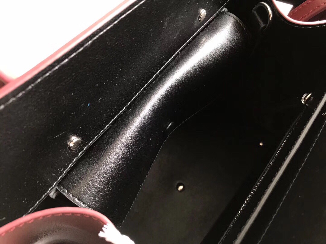 givenchy纪梵希Horizon平纹光面皮双手柄和长肩带搭配订制镀金五金配件内置活动手袋喔可拆卸超级