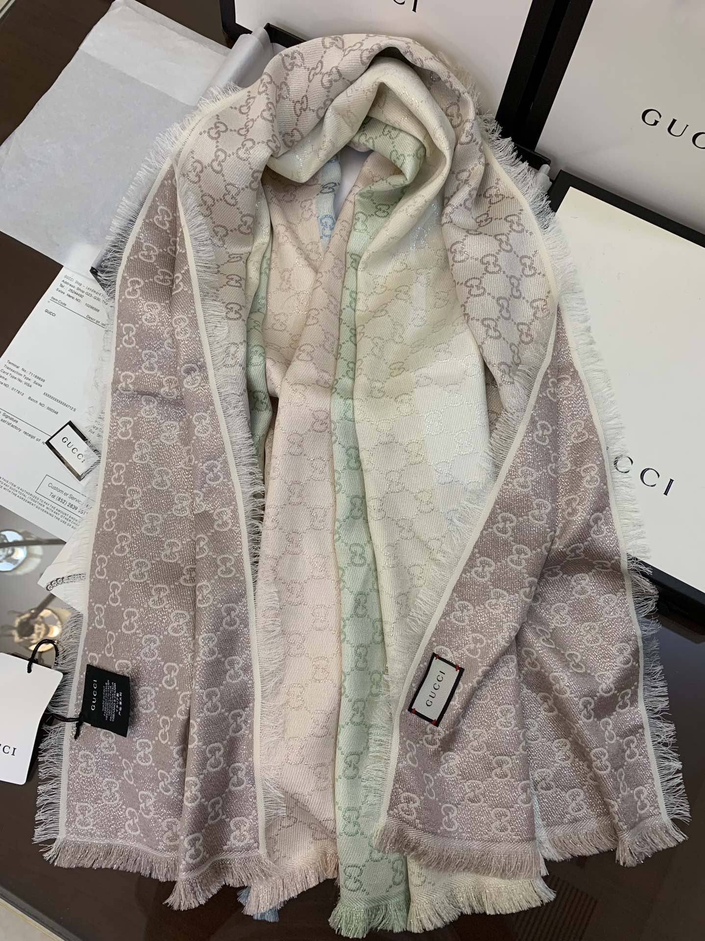 GUCCI古驰GG标识女士围巾558274