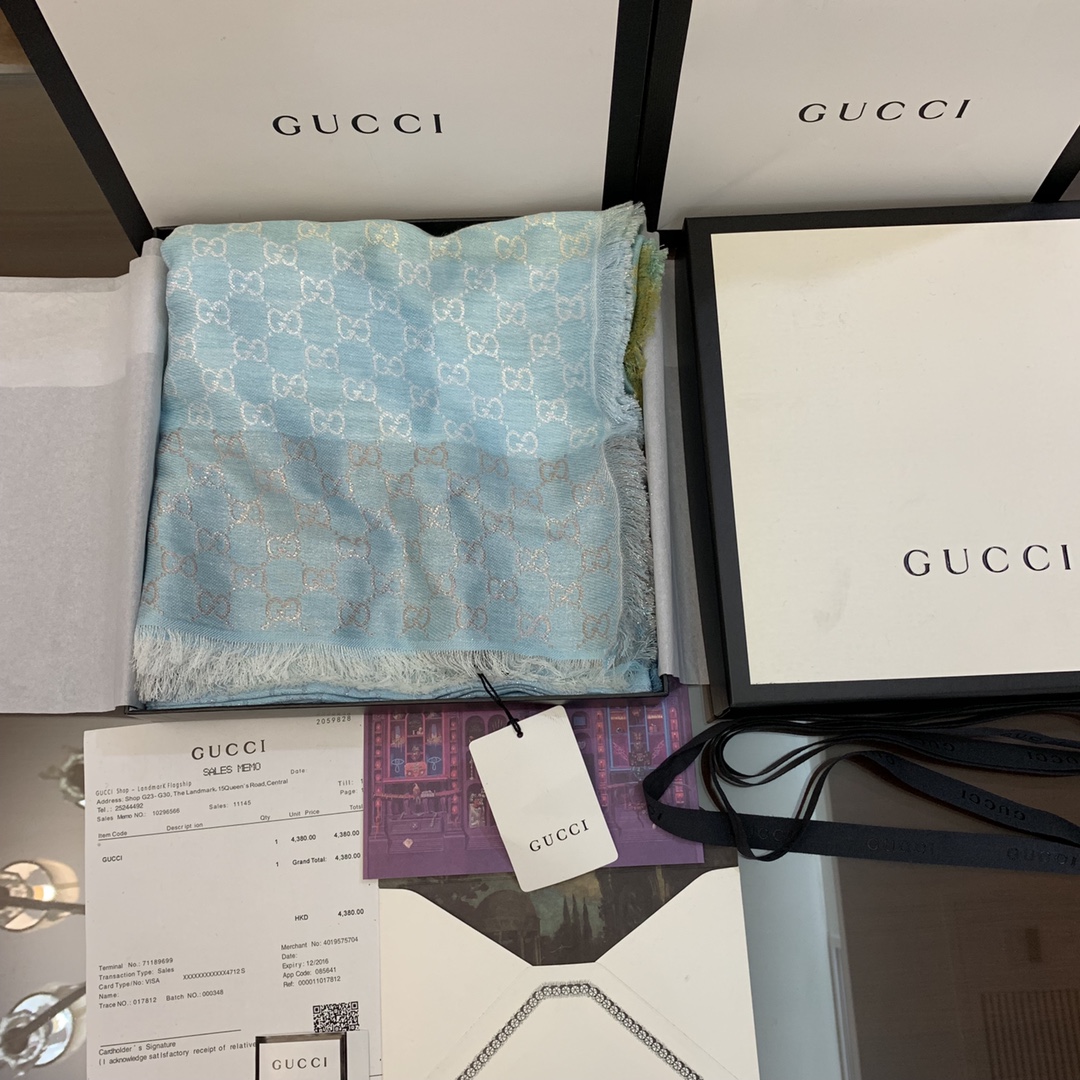 GUCCI古驰GG标识女士围巾558274