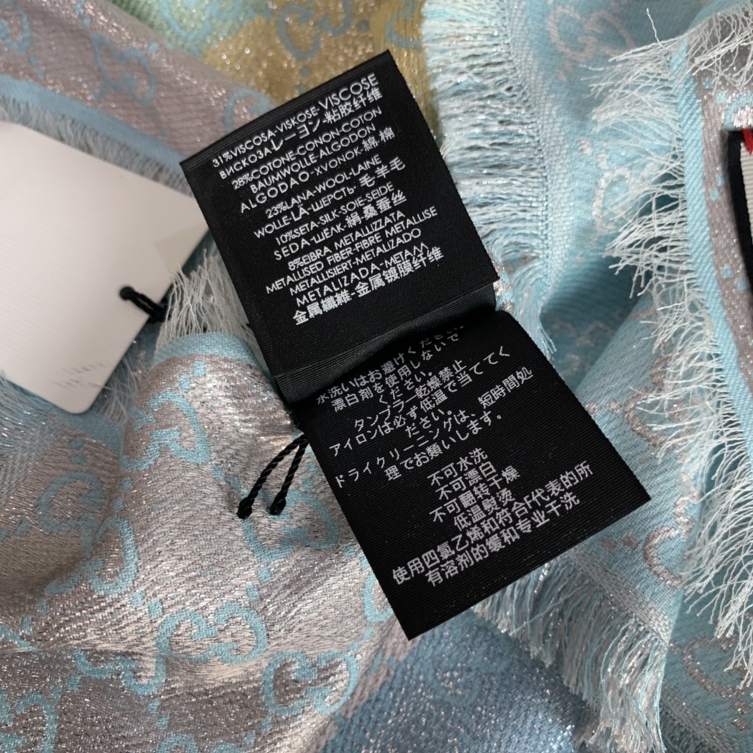 GUCCI古驰GG标识女士围巾558274