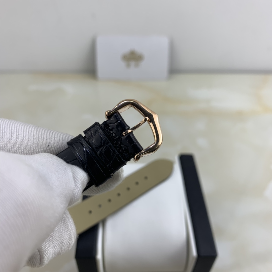 Cartier 皇家 卡地亚白气球告白气球女款腕表