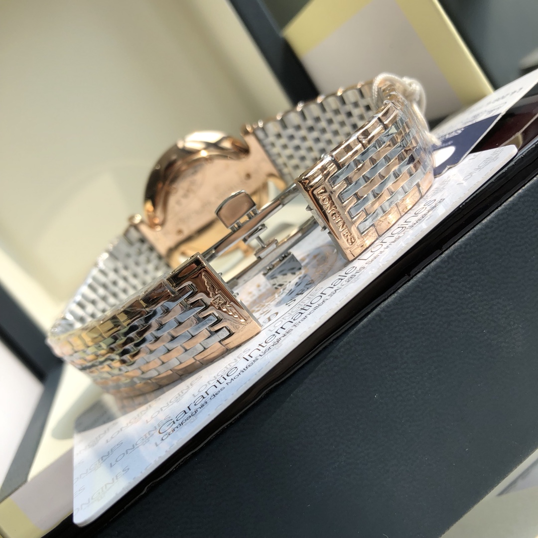 160嘉岚系列 ，瑞士石英 超薄型情侣对表 ，天然贝母表盘，316L精钢壳套 蓝宝石水晶镜面 防水 经典时尚 ，大号直径34mm   小号直径24.5mm