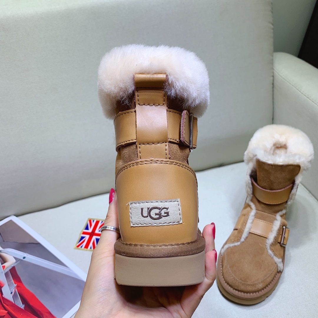 UGG爆款来袭超级二代机车靴来啦!U