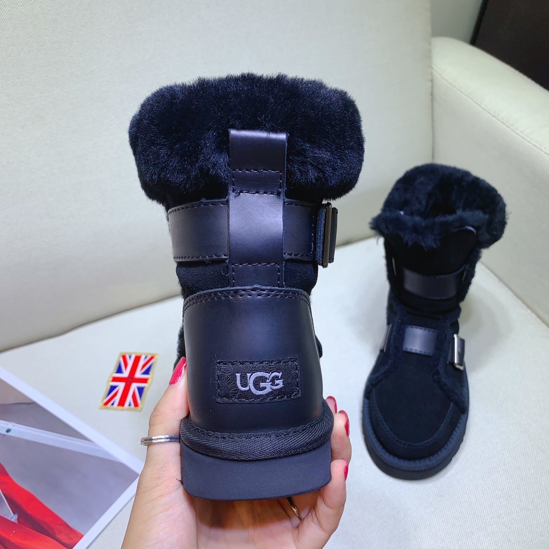UGG爆款来袭超级二代机车靴来啦!U