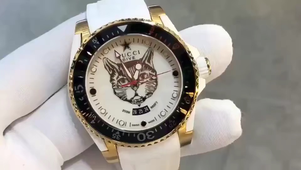 Gucci 古驰猫头女款腕表