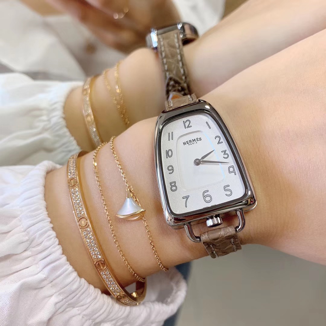 Hermès 爱马仕Galop d’Hermès系列腕表 探讨光线的结晶 反射 / 反思 白昼 / 夜晚