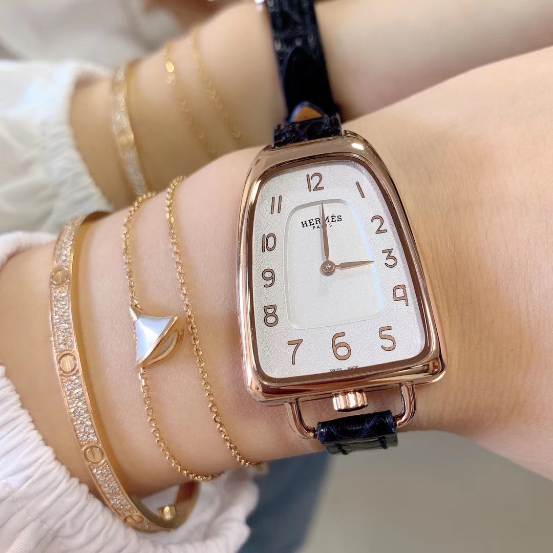 Hermès 爱马仕Galop d’Hermès系列腕表 探讨光线的结晶 反射 / 反思 白昼 / 夜晚