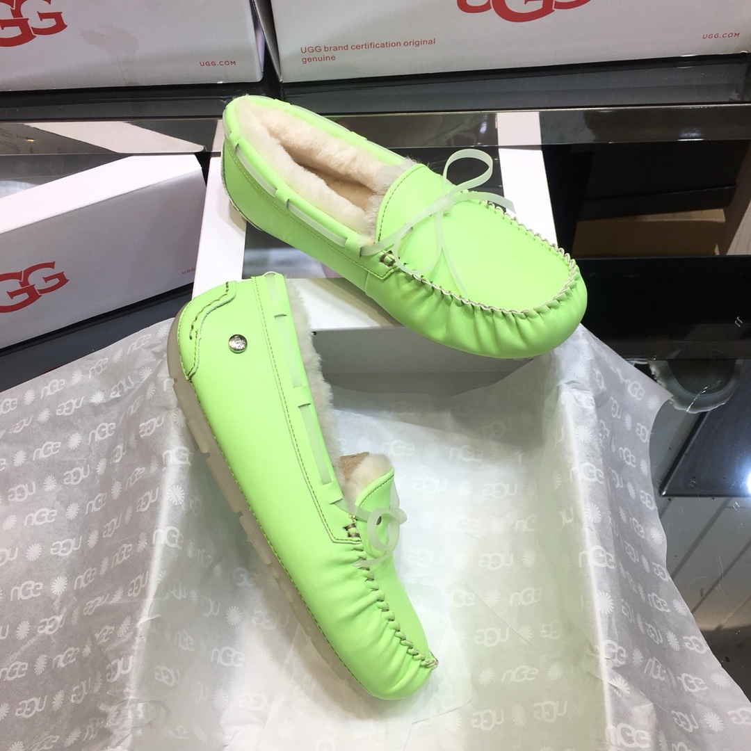 ugg夜光马卡龙豆豆鞋2019UGG