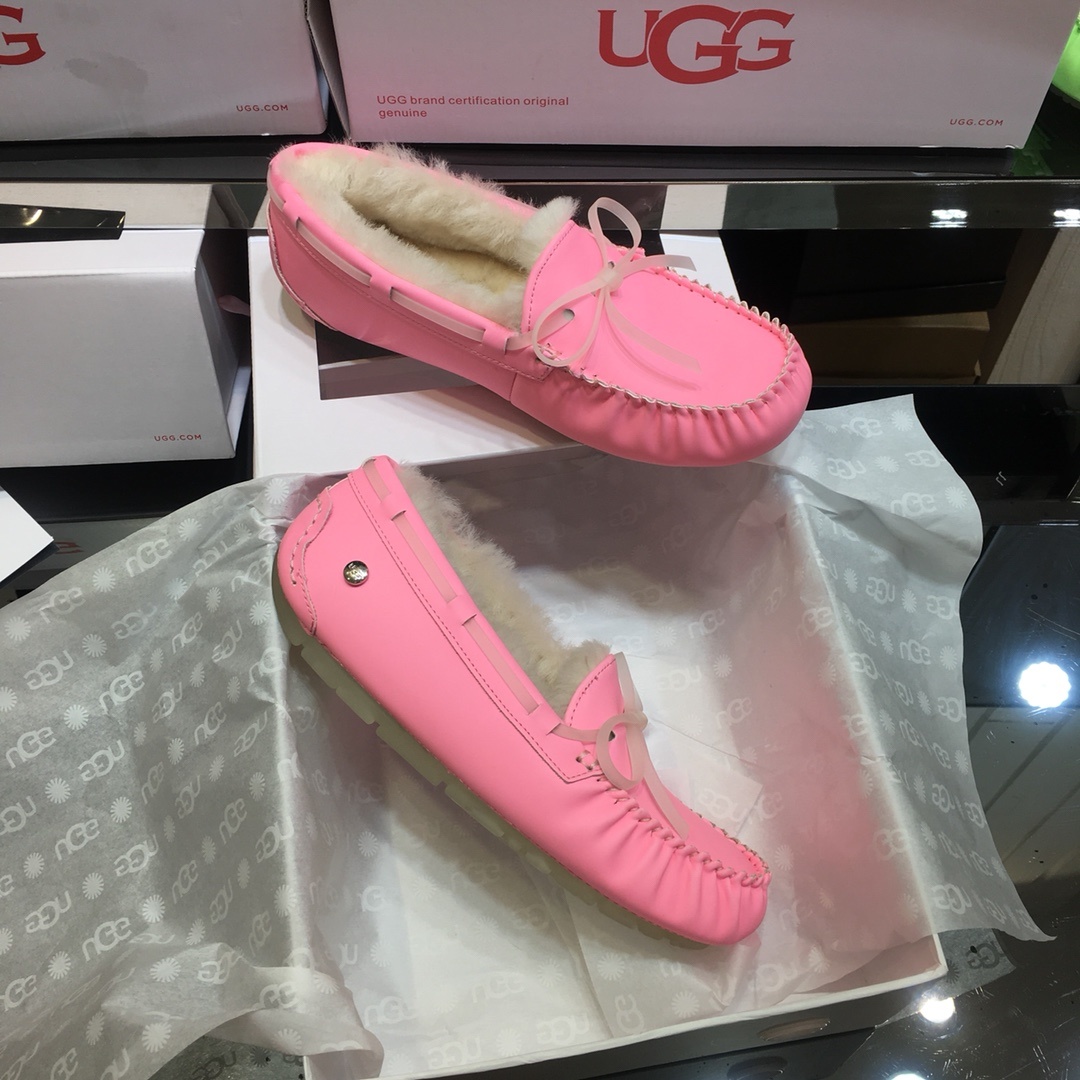 ugg夜光马卡龙豆豆鞋2019UGG